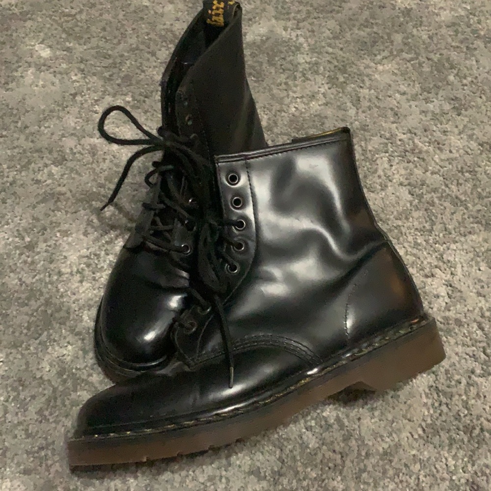 Dr. Martens black boots men’s 8